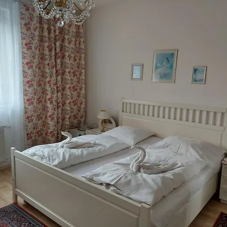 Hotel Garni 3*