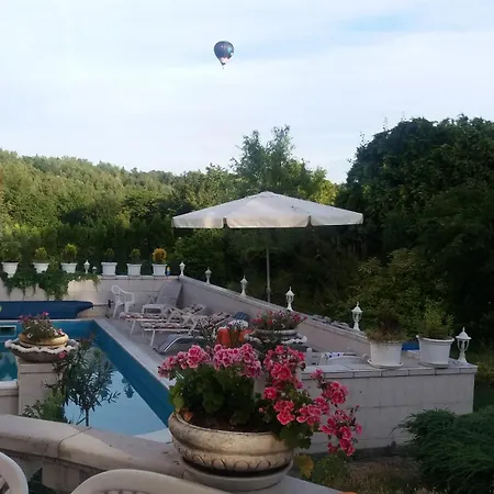 Garni Hotel
