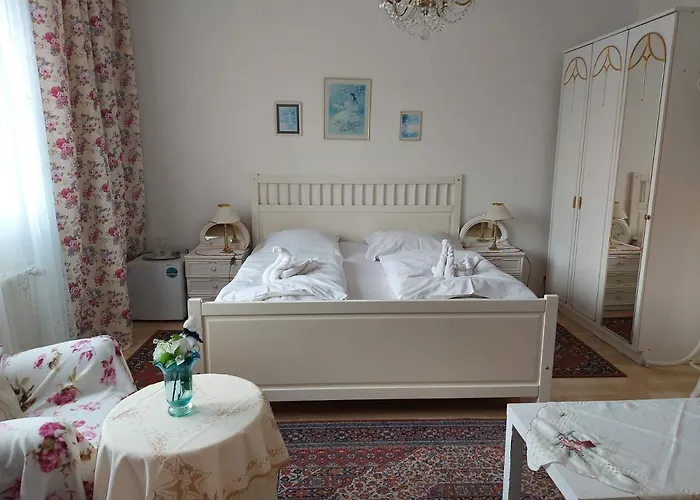 Garni Hotell 3*
